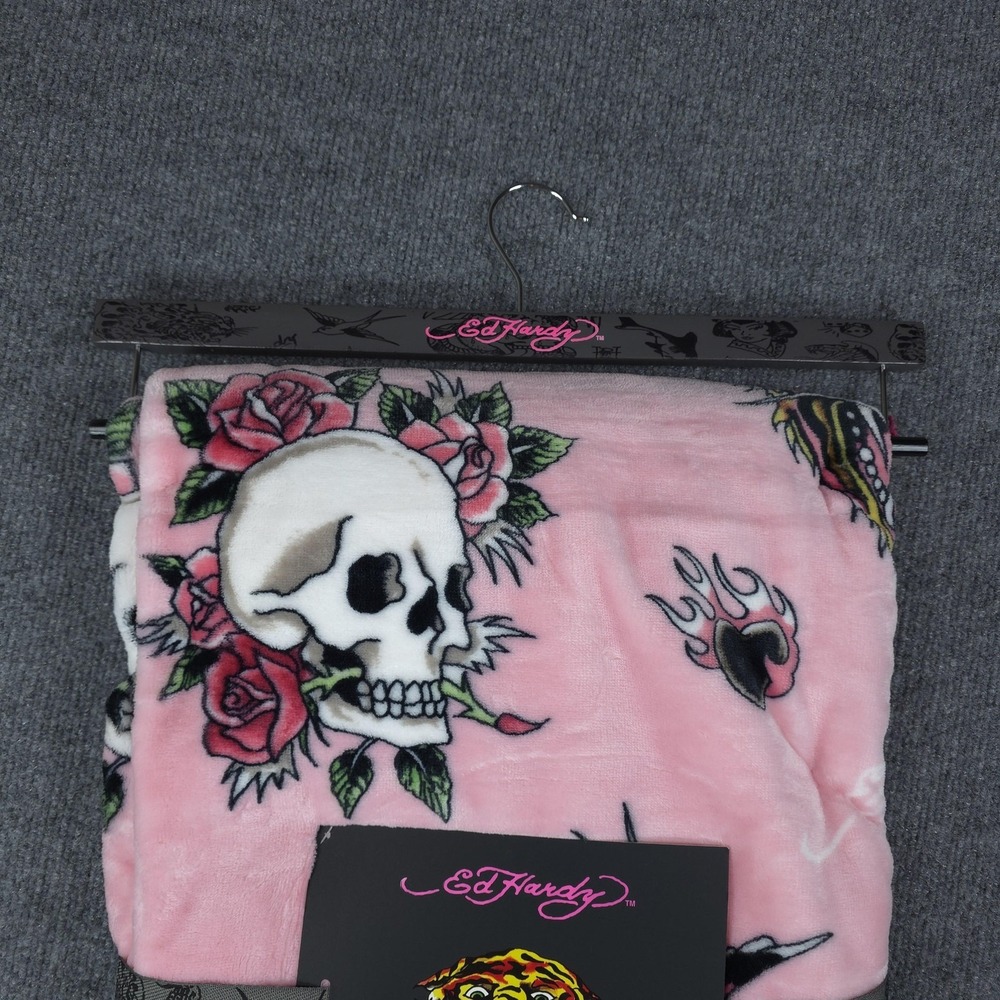 Ed Hardy Tattoo Oversized Throw Blanket Pink Printed Plush Tiger Skull Roses NWT